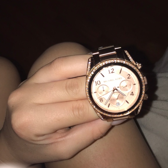 Michael Kors Accessories - Michael Kors rose gold watch